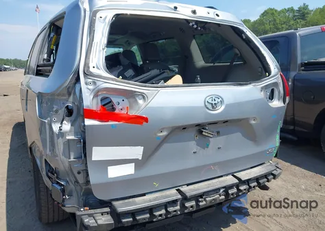 2014 Toyota Sienna Xle V6 8 Passenger from USA, damaged, VIN 5TDYK3DC1ES413259